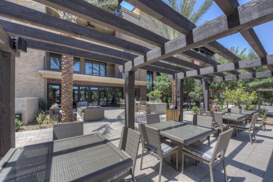 Enclave Outdoor Dining